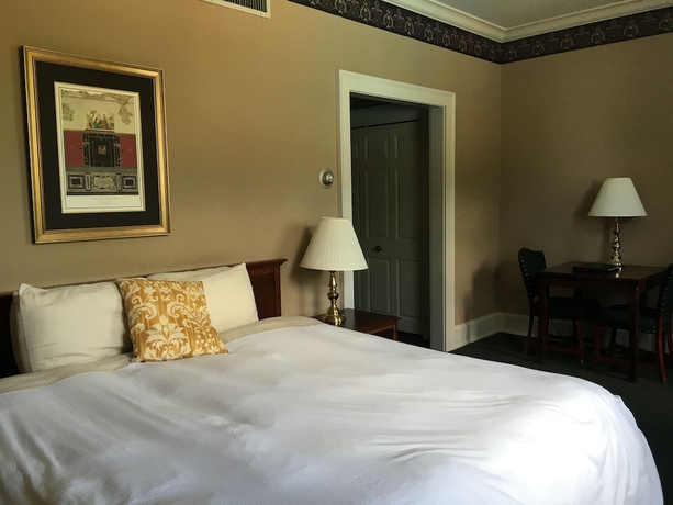 Imagen de la habitación del Hotel Bertram Inn At Glenmoor. Foto 13