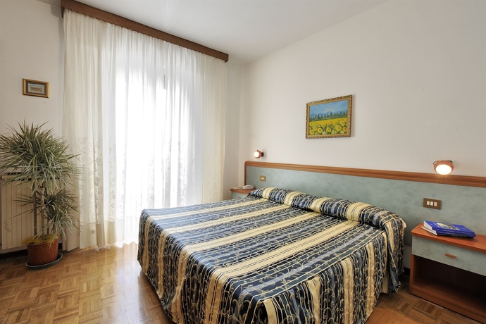 Imagen de la habitación del Hotel Bertusi. Foto 5