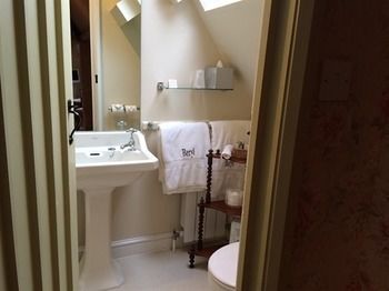 Imagen de la habitación del Hotel Beryl. Foto 5
