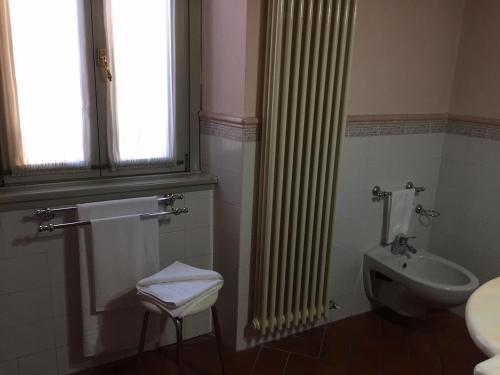 Imagen de la habitación del Hotel Bes Bergamo La Muratella. Foto 7