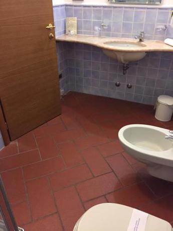 Imagen de la habitación del Hotel Bes Bergamo La Muratella. Foto 9