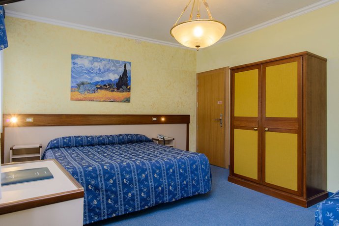 Imagen de la habitación del Hotel Bes Papa San Pellegrino Terme. Foto 17