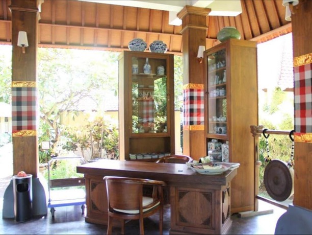 Imagen de los interiores del Hotel Besakih Beach. Foto 16