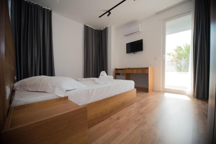 Imagen de la habitación del Hotel Besani. Foto 4