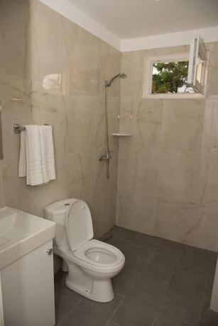 Imagen de la habitación del Hotel Besani. Foto 7