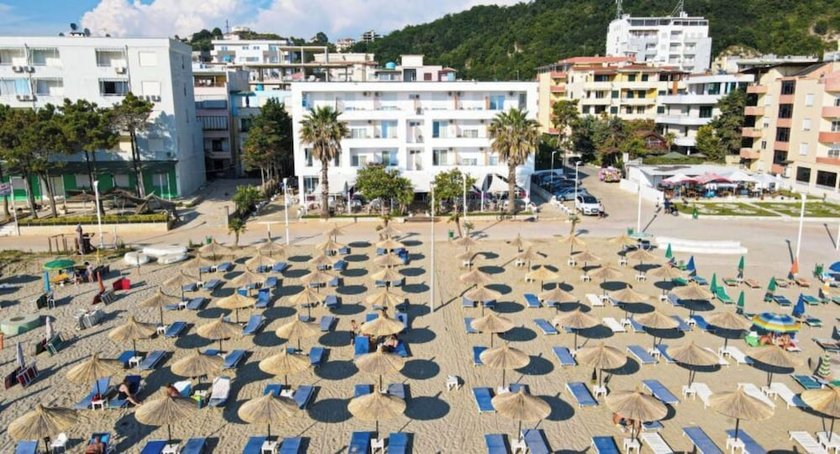 Imagen general del Hotel Besani. Foto 1