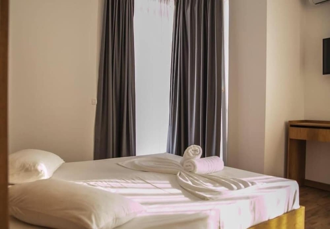 Imagen de la habitación del Hotel Besani. Foto 10