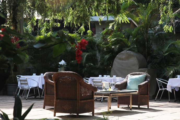 Imagen de la habitación del Hotel Beside Still Waters Boutique. Foto 14