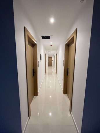 Imagen general del Hotel Besimi Apartments. Foto 11