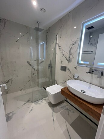 Imagen general del Hotel Besimi Apartments. Foto 12