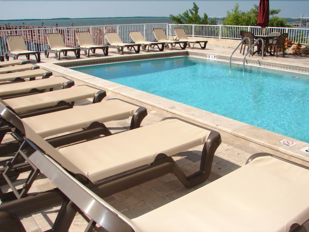 Imagen de la piscina del Hotel Beso Del Sol Resort. Foto 17