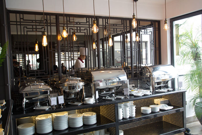 Imagen del bar/restaurante del Hotel Bespoke Trendy Hotel Hanoi. Foto 15