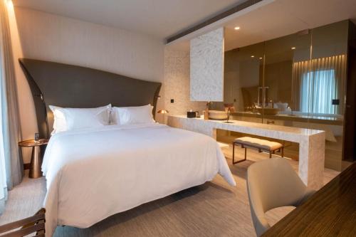 Imagen de la habitación del Hotel Bessa Baixa. Foto 5