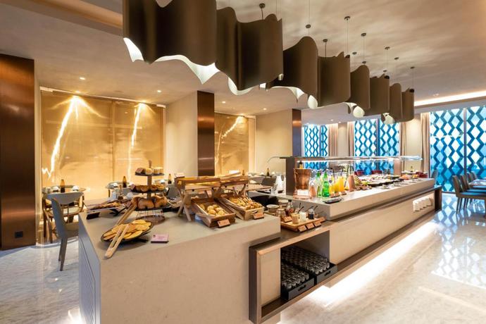 Imagen del bar/restaurante del Hotel Bessa Baixa. Foto 2