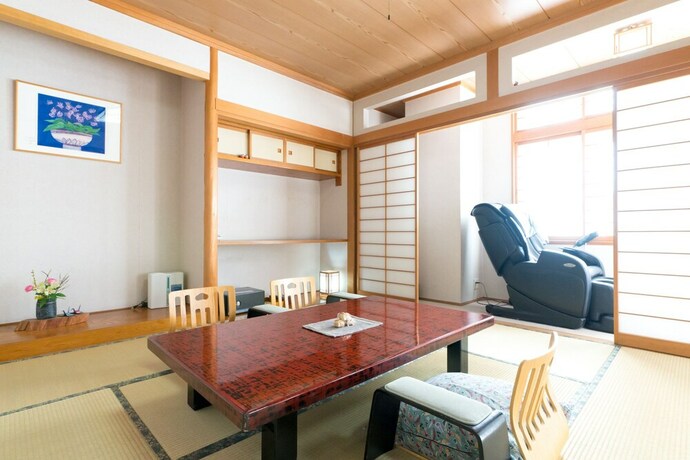Imagen de la habitación del Hotel Bessho Onsen Kawasemi no yado. Foto 6