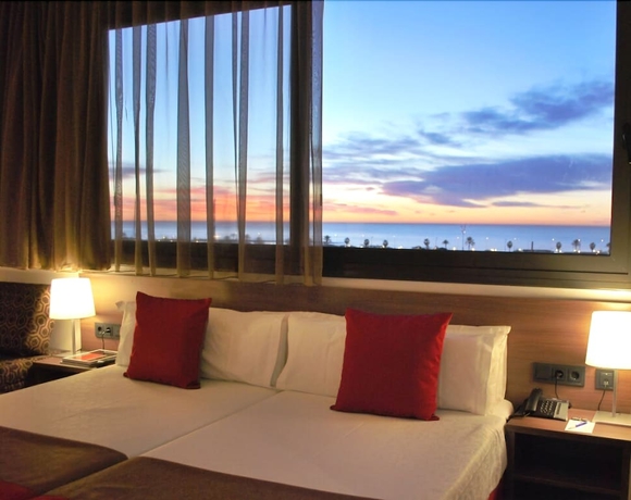Imagen general del Hotel Best 4 Barcelona. Foto 1
