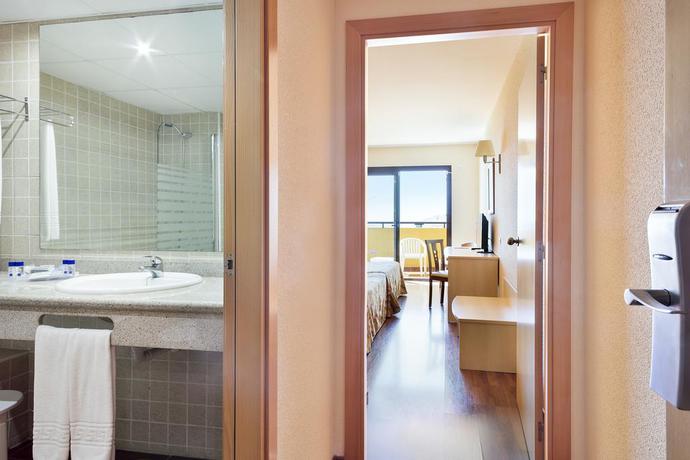 Imagen de la habitación del Hotel Best Alcazar. Foto 5