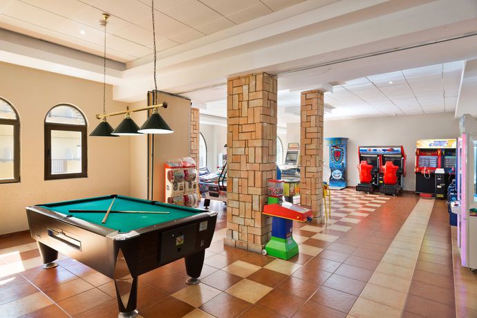 Imagen de los interiores del Hotel Best Alcazar. Foto 22