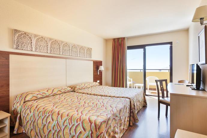 Imagen de la habitación del Hotel Best Alcazar. Foto 8