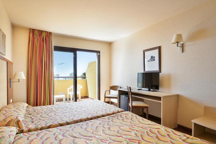 Imagen de la habitación del Hotel Best Alcazar. Foto 10