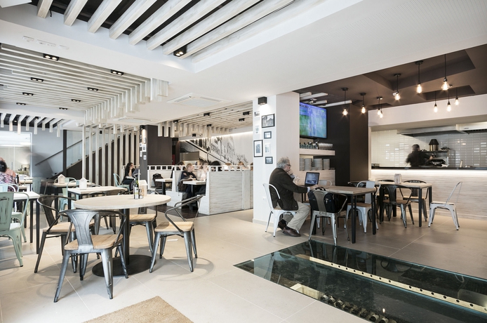 Imagen del bar/restaurante del Hotel Best Auto Hogar. Foto 7