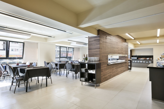 Imagen del bar/restaurante del Hotel Best Auto Hogar. Foto 8