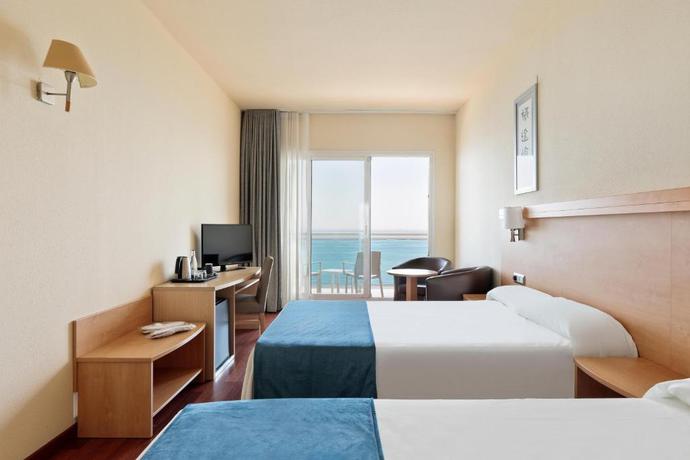 Imagen de la habitación del Hotel Best Benalmadena. Foto 8
