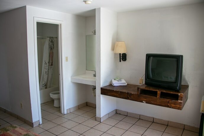 Imagen de la habitación del Hotel Best Budget Inn. Foto 8