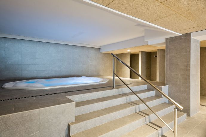 Imagen de la piscina del Hotel Best Cap Salou. Foto 20