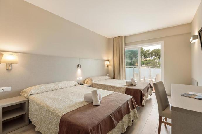 Imagen de la habitación del Hotel Best Cap Salou. Foto 4