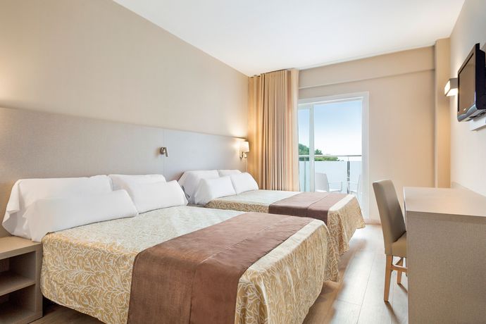 Imagen de la habitación del Hotel Best Cap Salou. Foto 8