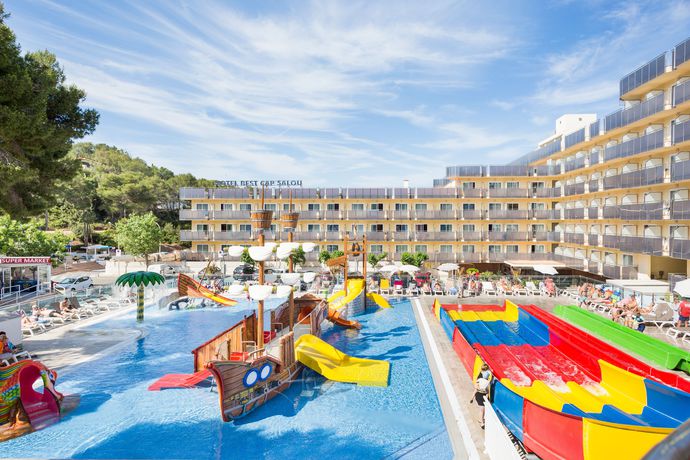 Imagen de la piscina del Hotel Best Cap Salou. Foto 25