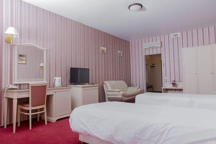 Imagen de la habitación del Hotel Best City. Foto 9