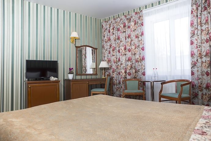 Imagen de la habitación del Hotel Best City. Foto 16