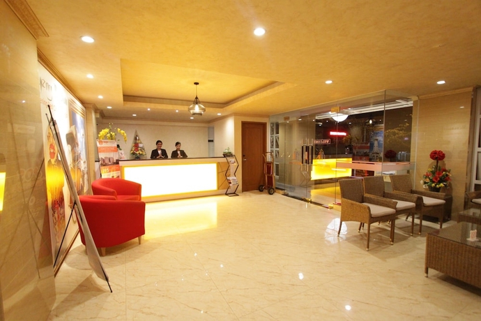 Imagen de los interiores del Hotel Best City, Jogjakarta. Foto 16