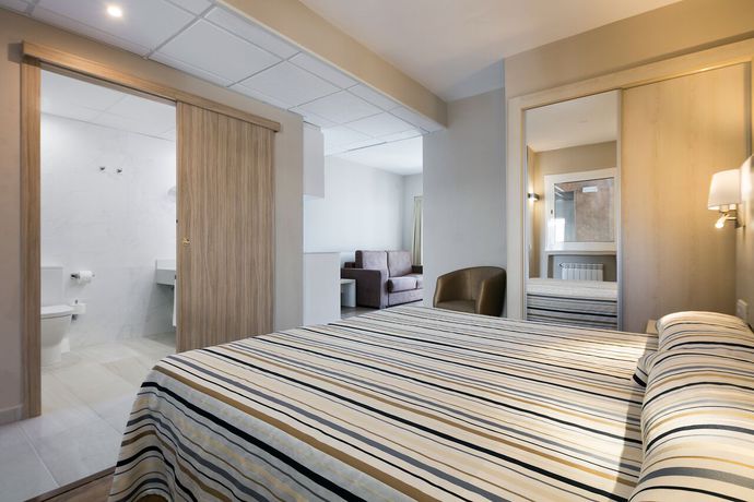 Imagen de la habitación del Hotel Best Da Vinci. Foto 8