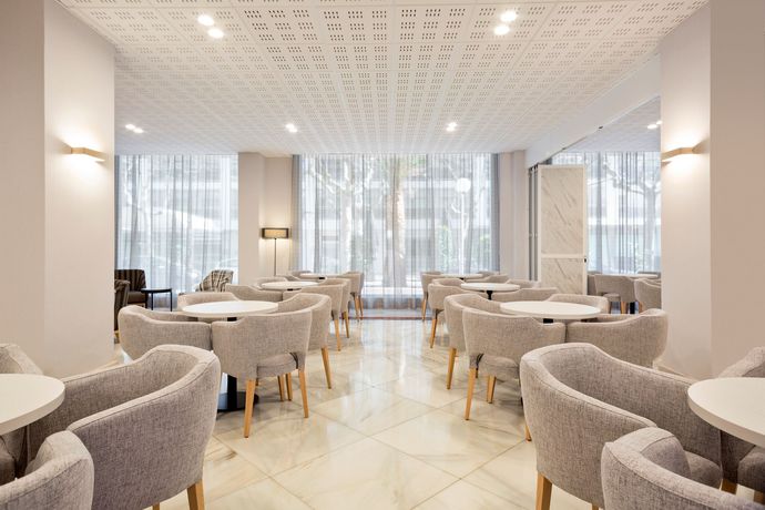 Imagen del bar/restaurante del Hotel Best Da Vinci. Foto 6