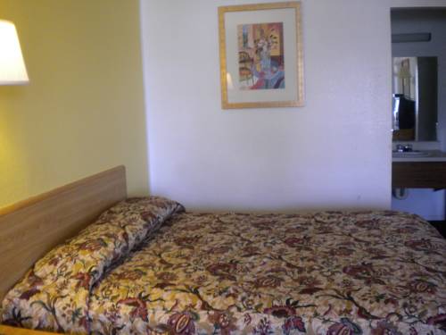 Imagen de la habitación del Hotel Best Economy Inn N Suites. Foto 7