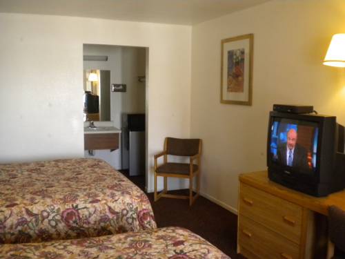 Imagen de la habitación del Hotel Best Economy Inn N Suites. Foto 12