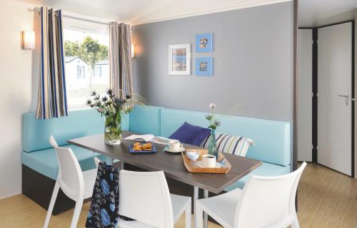 Imagen de la habitación del Hotel Best Holiday Port Grimaud. Foto 8