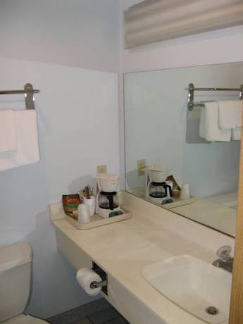 Imagen de la habitación del Hotel Best Host Inn. Foto 6