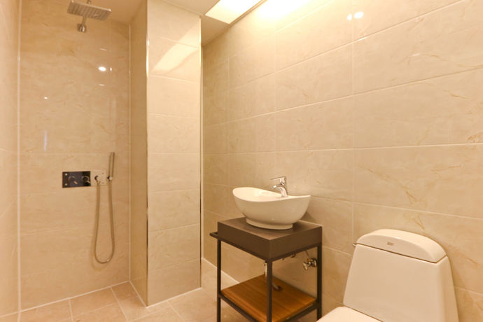 Imagen de la habitación del Hotel Best In City. Foto 1