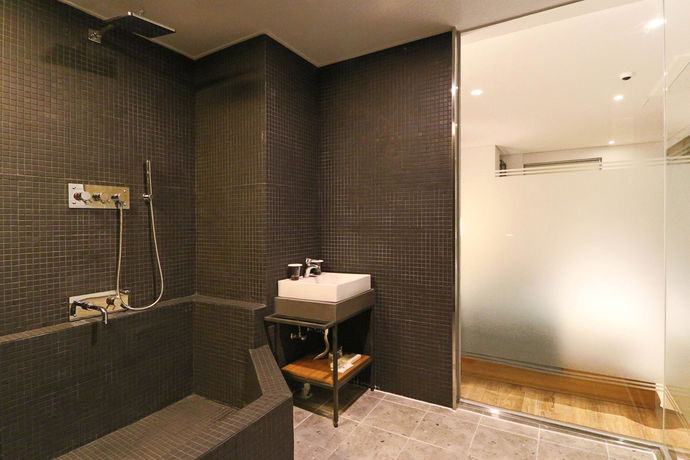 Imagen de la habitación del Hotel Best In City. Foto 5