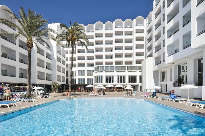 Imagen de los exteriores del Hotel Best Indalo. Foto 9