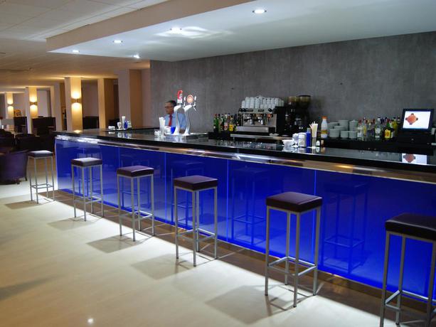 Imagen del bar/restaurante del Hotel Best Indalo. Foto 5