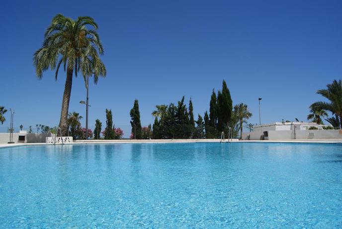 Imagen de la piscina del Hotel Best Indalo. Foto 16