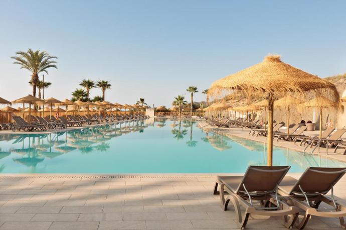 Imagen de la piscina del Hotel Best Indalo. Foto 14