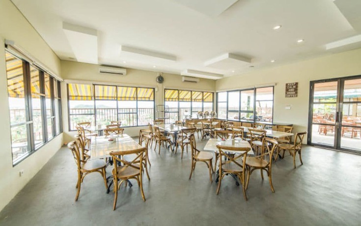 Imagen del bar/restaurante del Hotel Best Inn, Balikpapan. Foto 3