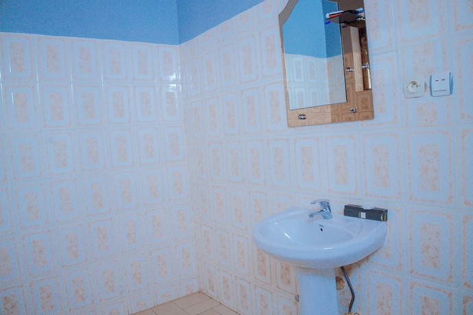 Imagen de la habitación del Hotel Best Inn Motel MUSINGUZI Frank. Foto 13
