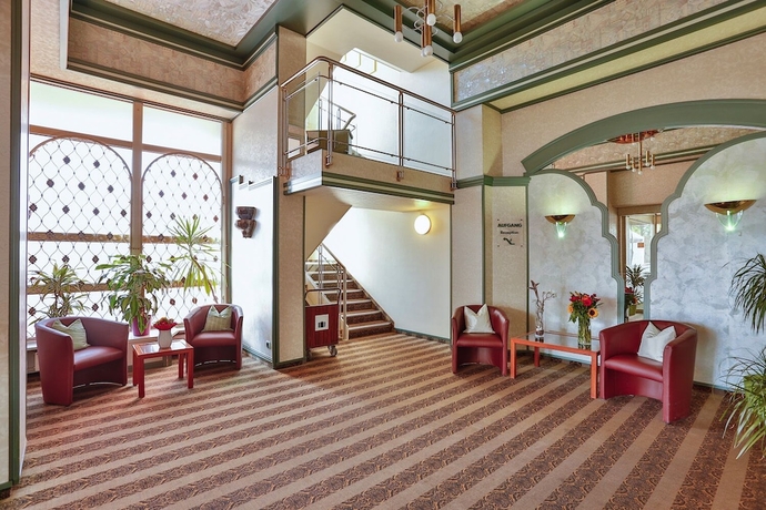 Imagen de los interiores del Hotel Best Living Arotel. Foto 19